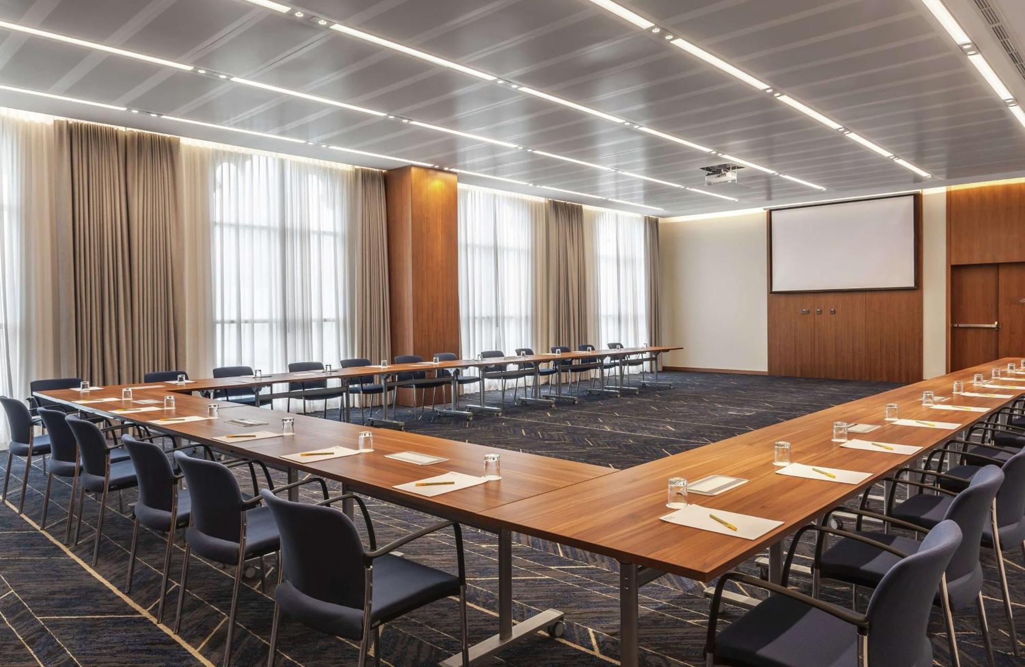 Doubletree By Hilton Dubai Al Jadaf Hotel Ngoại thất bức ảnh